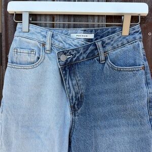 PacSun Contrast 90s Boyfriend Blue Denim Jeans